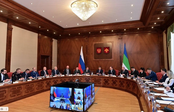 file02_Встреча Ю. Трутнев.jpg file02_Встреча Ю. Трутнев.jpg